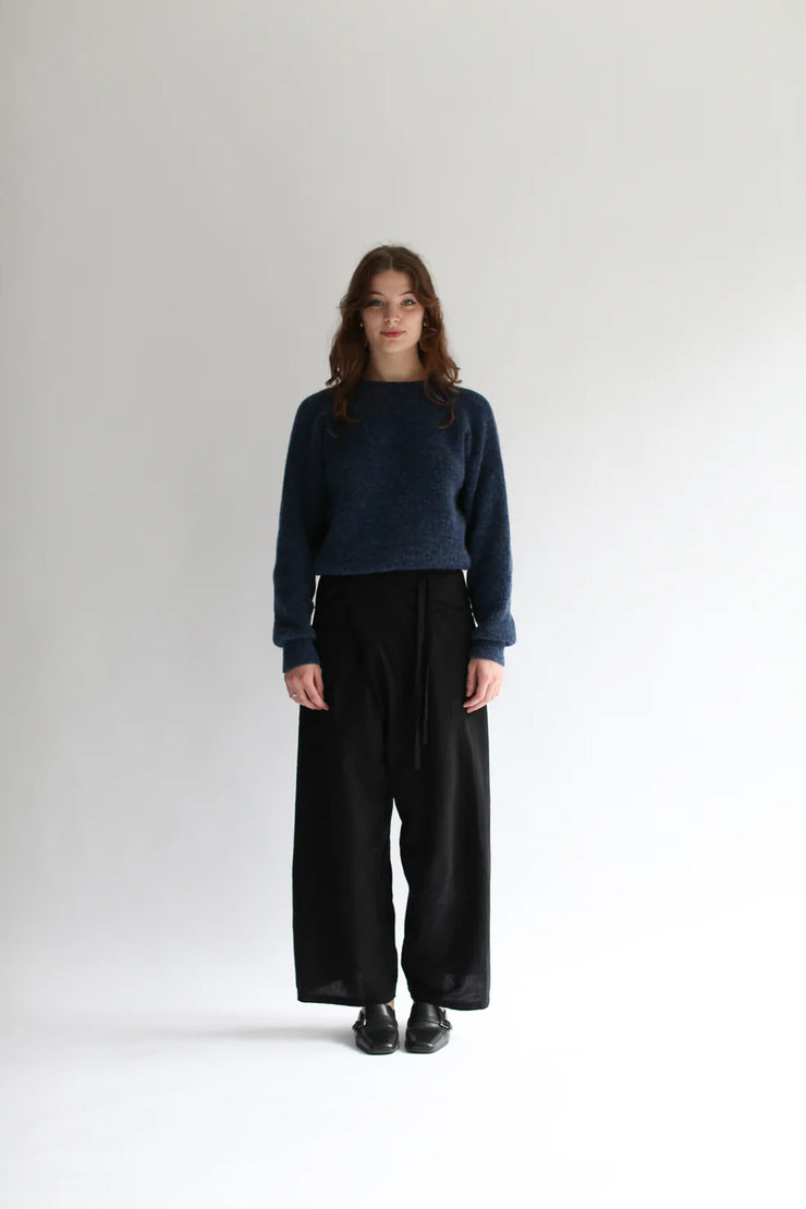 BELACARO- Crewneck Sweater