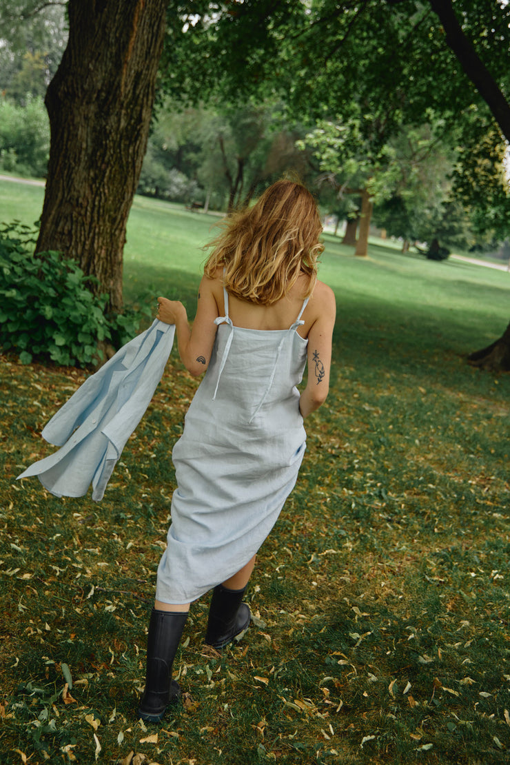 ANNETTE light blue linen dress