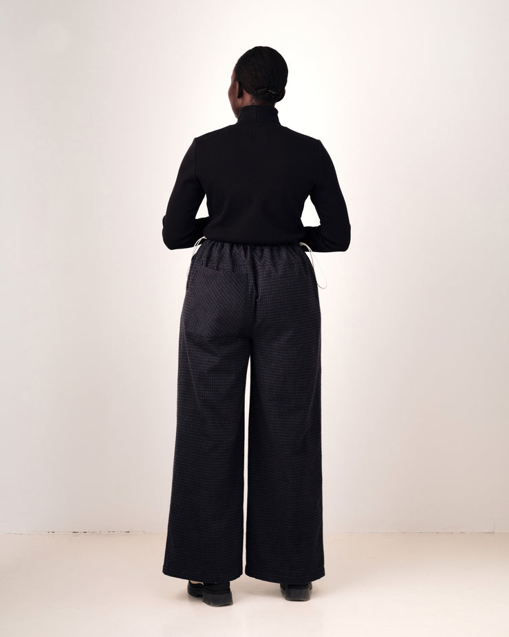 ADAMO black mock neck